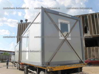 case ieftine din containere